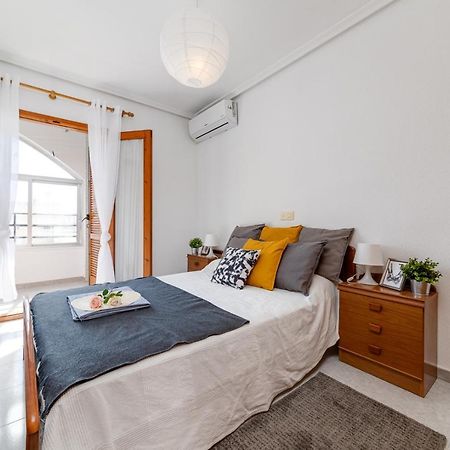 Cozy Apartment Near The Sea Torrevieja Exterior foto