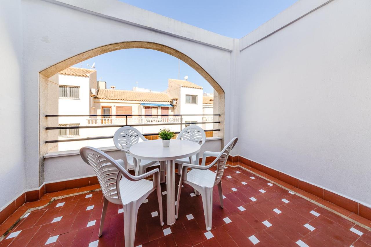 Cozy Apartment Near The Sea Torrevieja Exterior foto