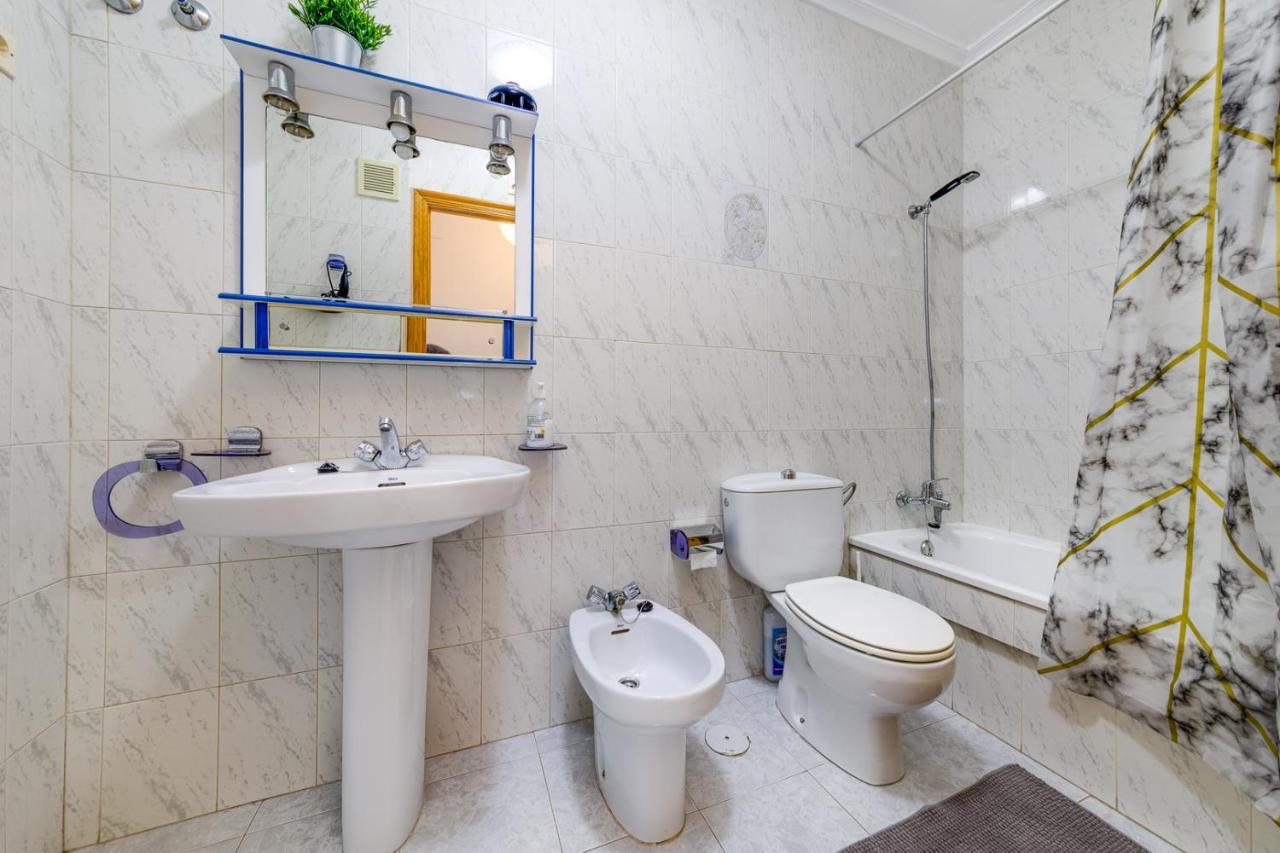 Cozy Apartment Near The Sea Torrevieja Exterior foto