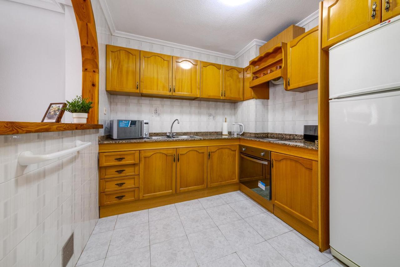 Cozy Apartment Near The Sea Torrevieja Exterior foto